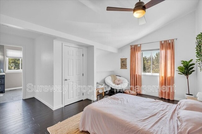 Building Photo - 4708 Daniel Ln