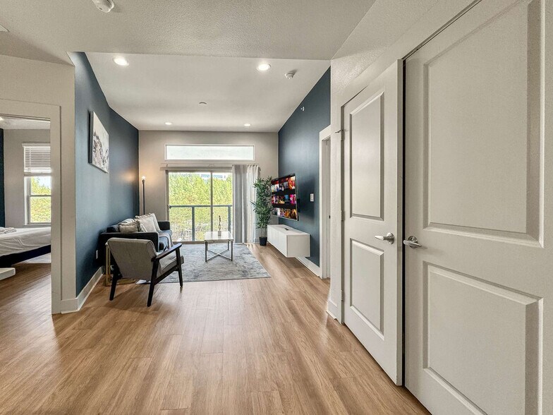 Building Photo - 2901 Indiana St