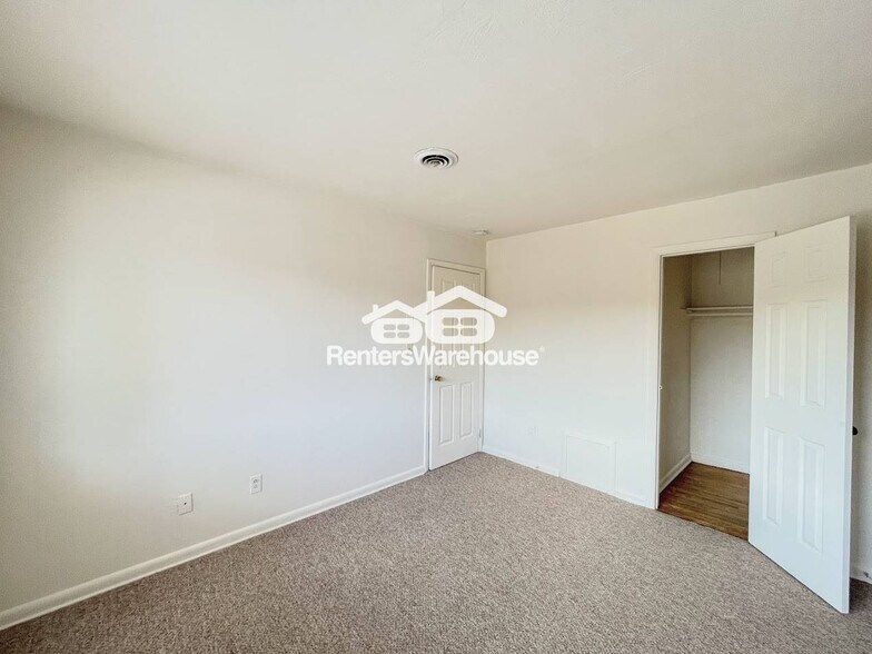 Building Photo - 3313 Shasta Ct
