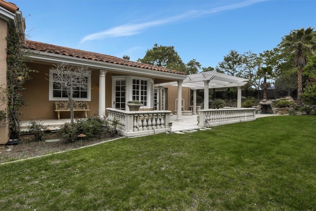 Building Photo - 27210 Ohlone Ln
