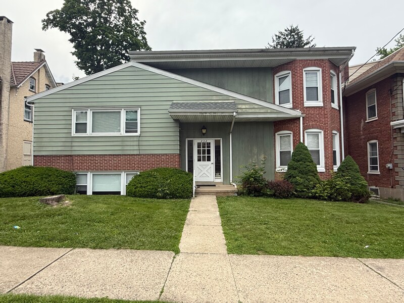 Building Photo - 232 S Wyomissing Ave