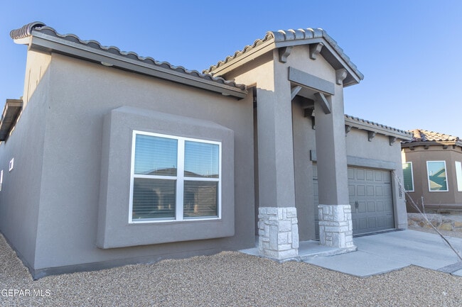 Building Photo - 13652 Glen Vista Ln