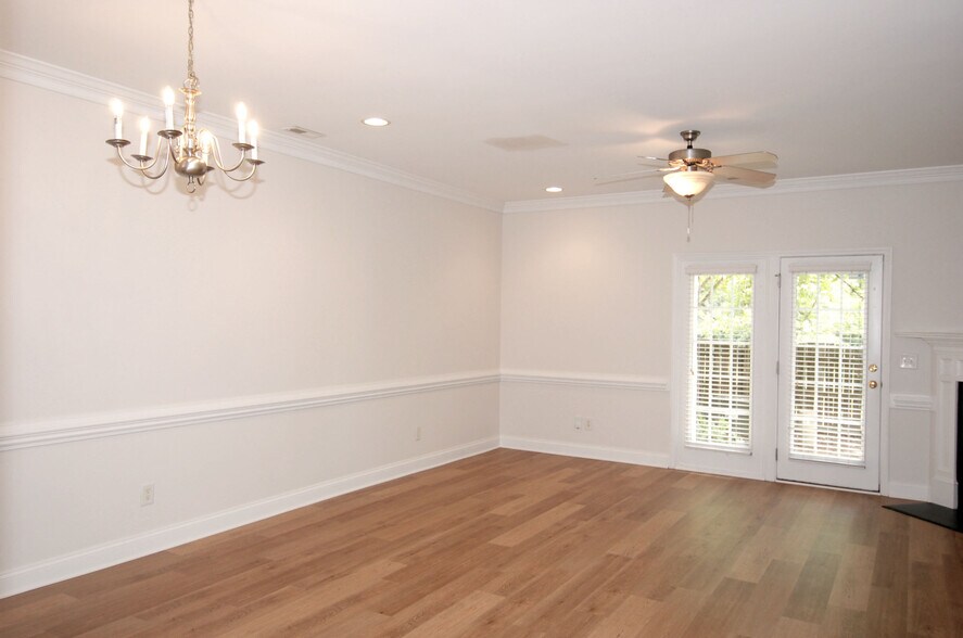 Building Photo - 133 Old Grove Ln
