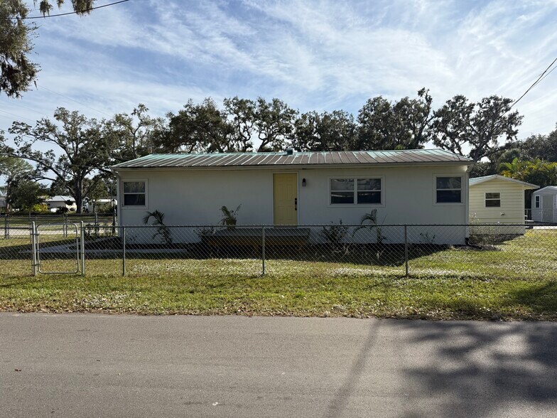 Front of house - 819 Franklin Ave