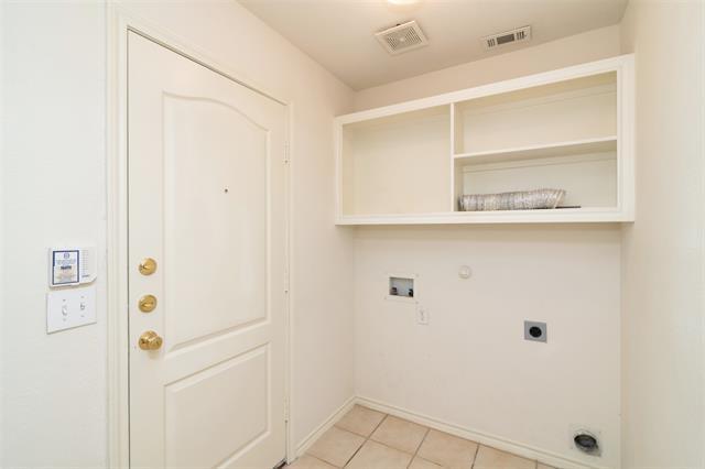 Building Photo - 1621 Oak Brook Ln
