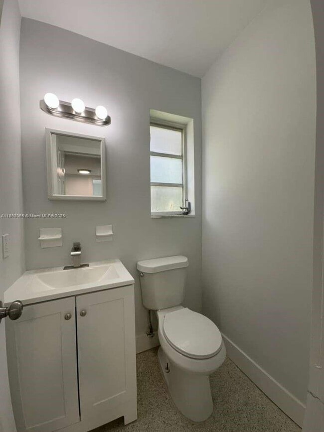 Building Photo - 1189 NW 45th Ave