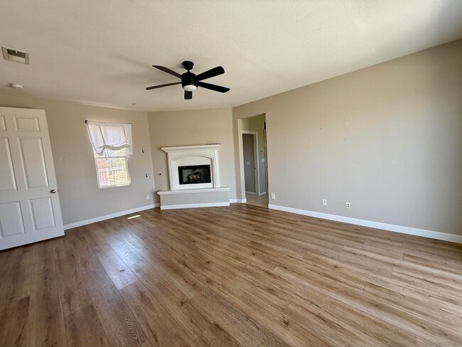 Building Photo - 2130 Pamplona Ct