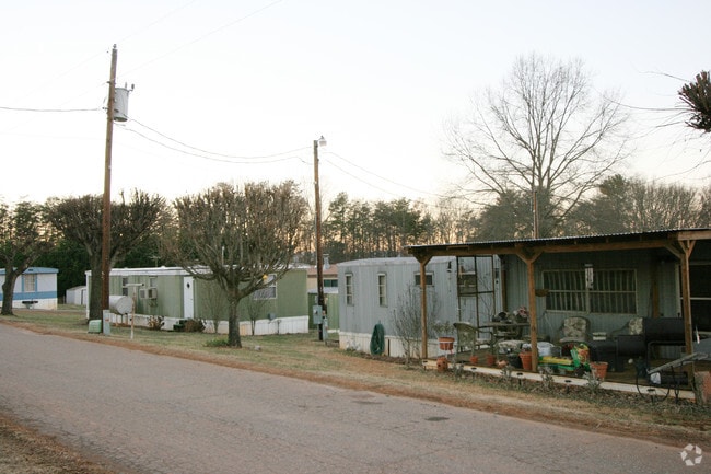 Building Photo - FG Communities Morganton Suburban Valley