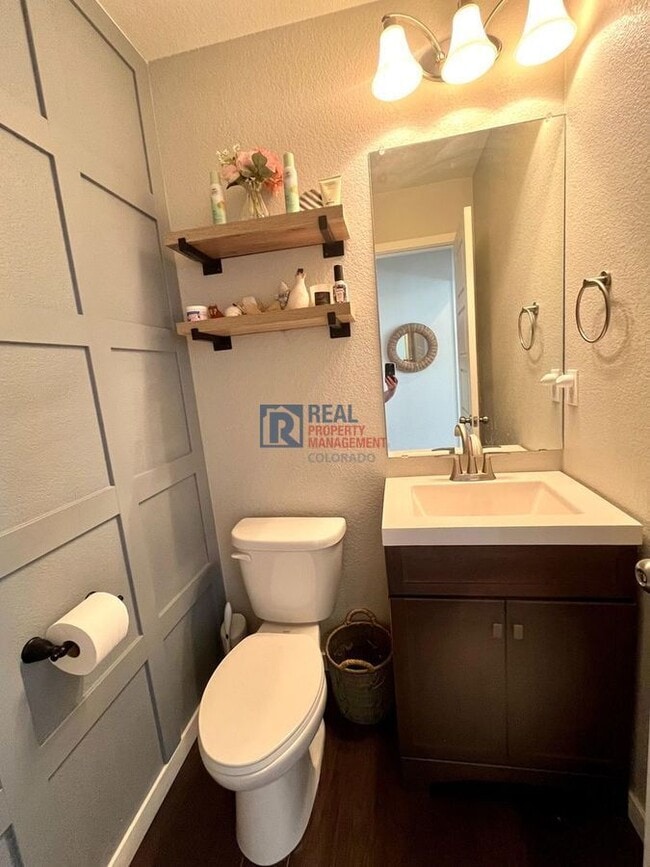 Building Photo - 6697 John Muir Trl