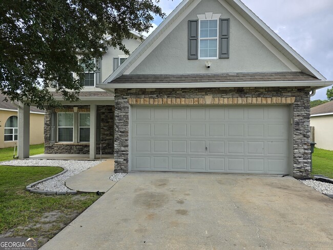 Building Photo - 110 Pine Bluff Blvd W