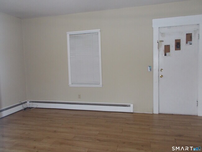 Building Photo - 161 Howard Ave