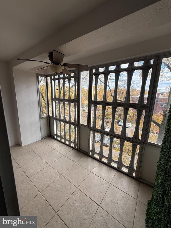 Building Photo - 1311 Delaware Ave SW