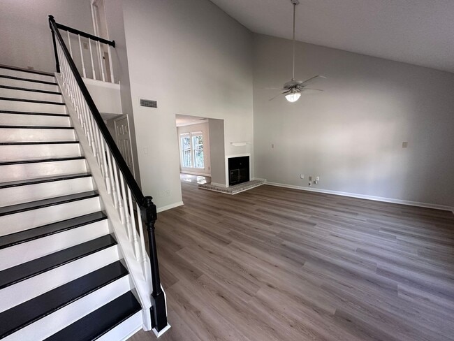 Building Photo - 3Bd/2.5Ba Single Family Home in Alpharetta