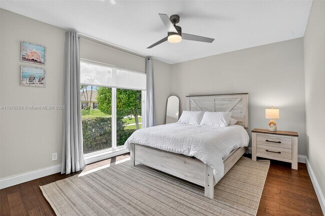 Building Photo - 5660 Golfway Dr