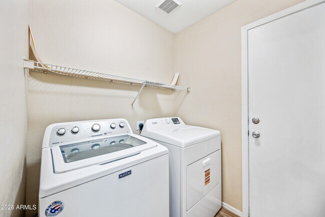 Building Photo - 11579 W Oglesby Ave