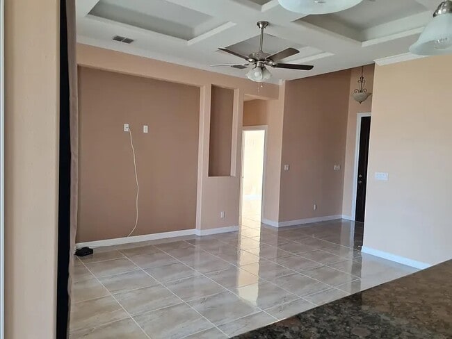 Building Photo - 1913 Ridgeway Cir