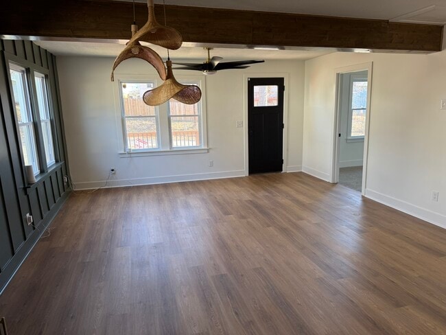 Building Photo - 3746 N Garfield Ave