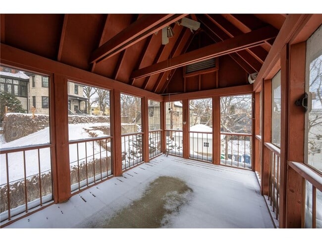 Building Photo - 1721 Humboldt Ave S