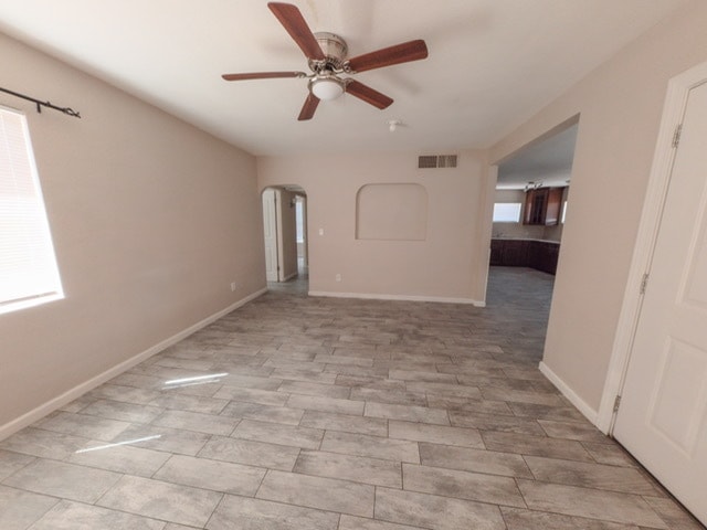 Building Photo - 756 E University Dr