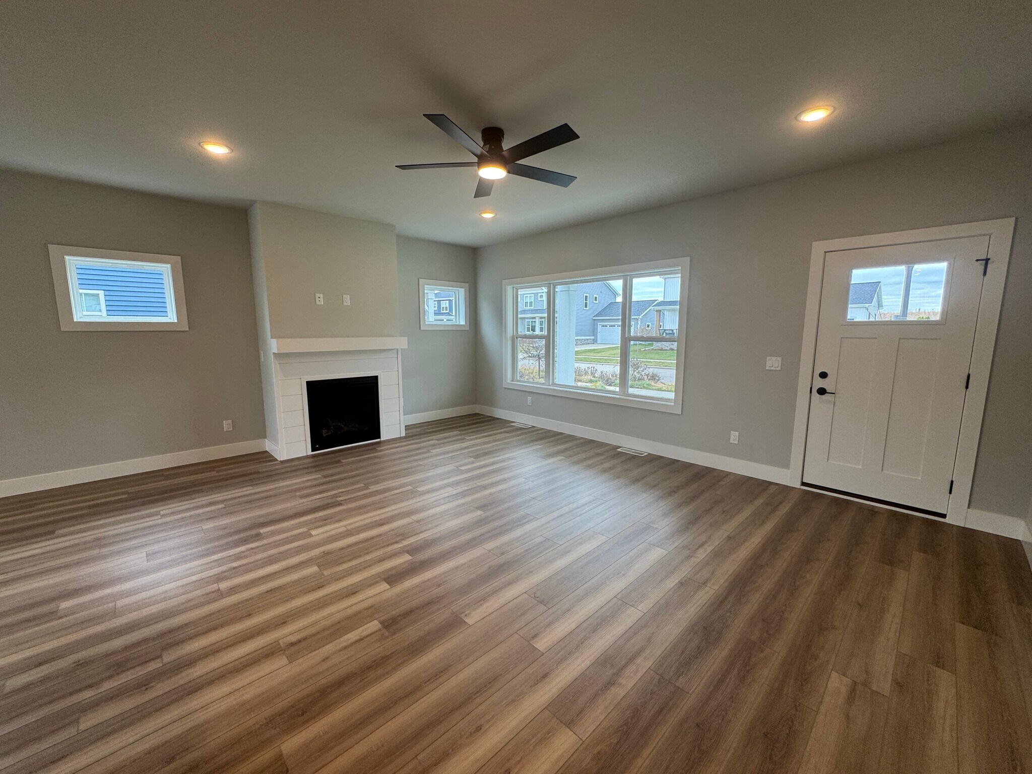 Building Photo - 2798 Endive Dr