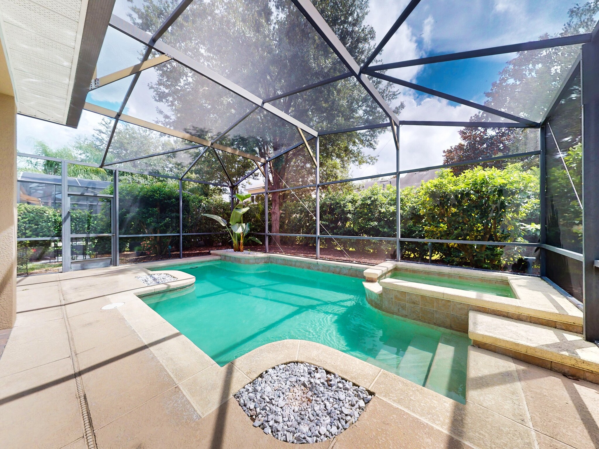 Building Photo - 610 Victoria Hills Dr