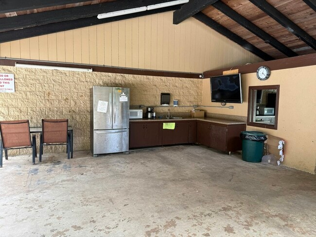 Building Photo - 95-227-227 Waikalani Dr