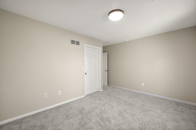 Building Photo - 28849 Hearthstone Dr