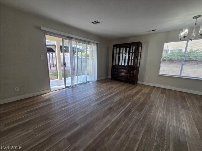 Building Photo - 6413 Sterling Springs Pkwy
