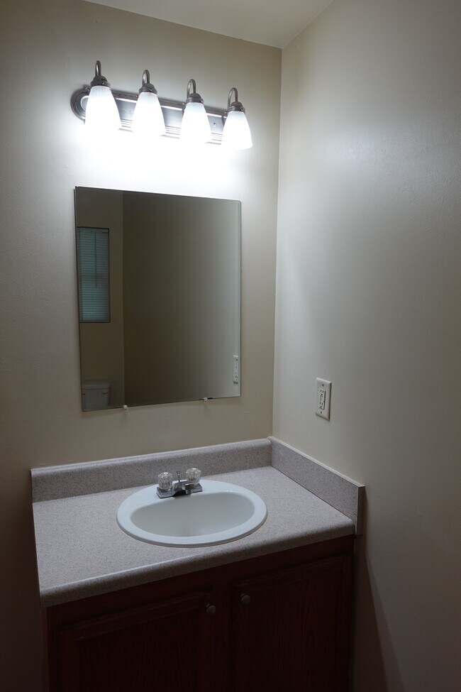 Upstairs Bath #3 - 264 James Albert Johnson Ave