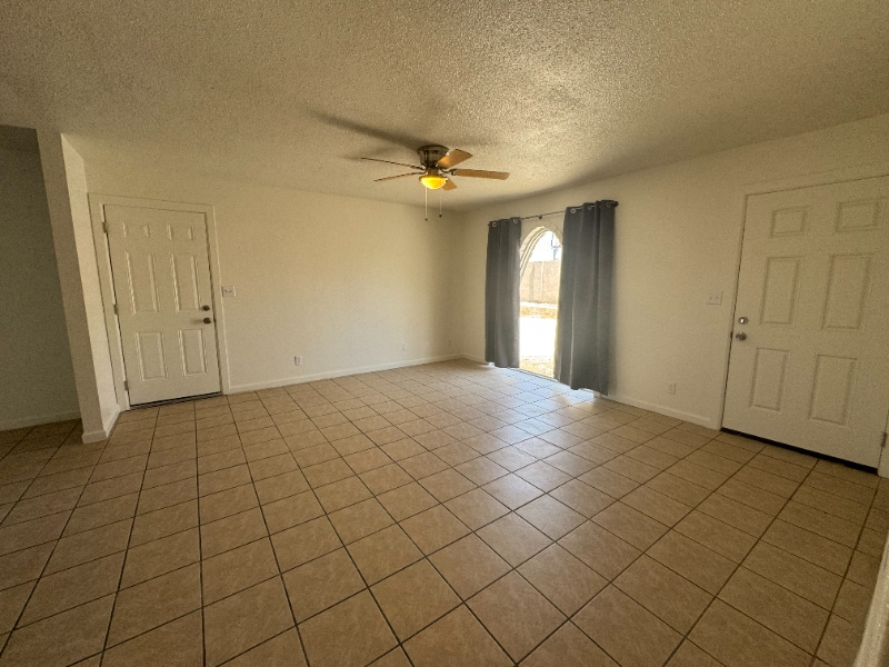 Building Photo - 1237 Sunny Ridge Dr