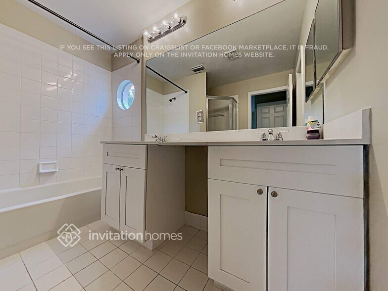 Building Photo - 16203 Opal Creek Dr