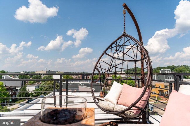 Building Photo - 1631 Montello Ave NE