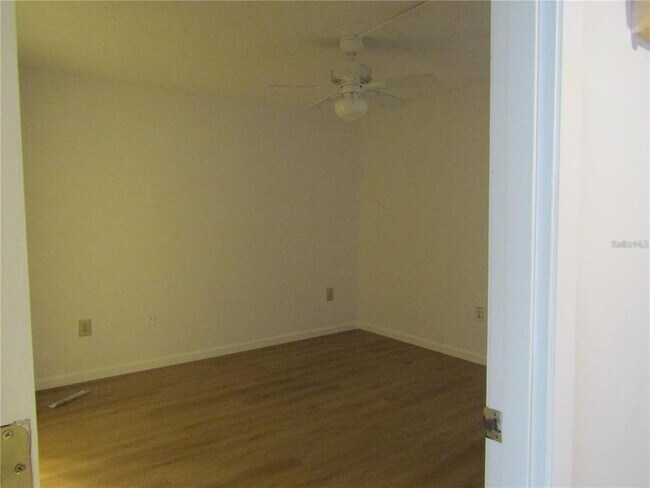 Building Photo - 5236 Lake Village Dr