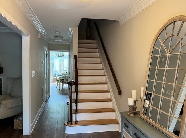 Building Photo - 23 Mt Vernon Cir