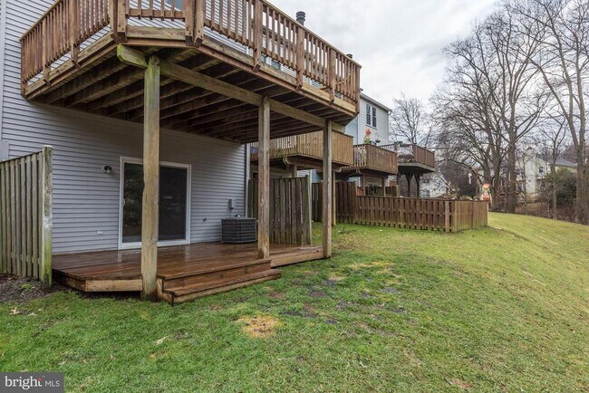Building Photo - 7118 Eden Brook Dr