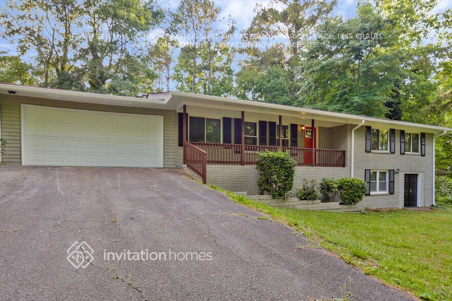 Building Photo - 2331 Heather Ct