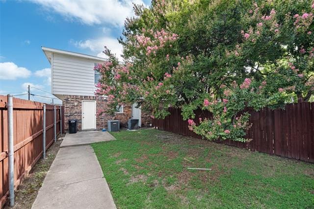 Building Photo - 3150 Tudor Ln