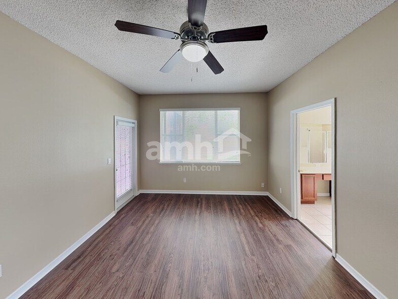 Building Photo - 1714 Cedar Lake Dr