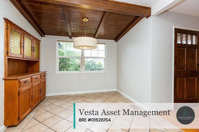 Building Photo - Spacious 4-Bedroom Home in a Desirable Concord Neighborhood