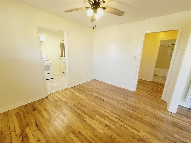 Building Photo - 1307 Elberta Dr