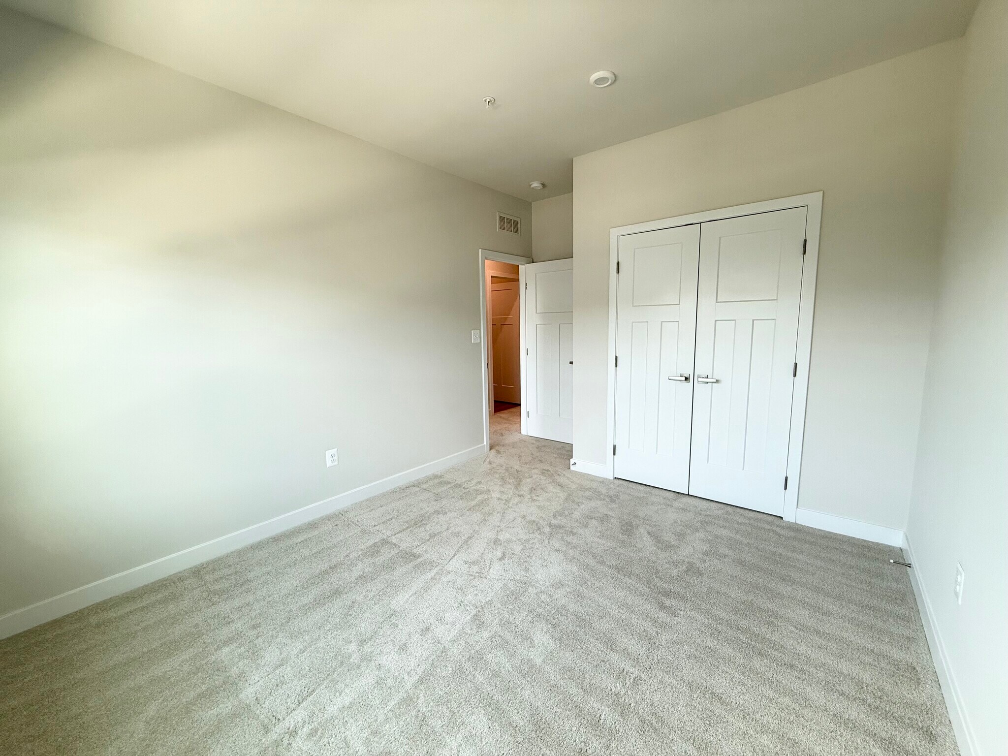 Building Photo - 7841 Blackbriar Way