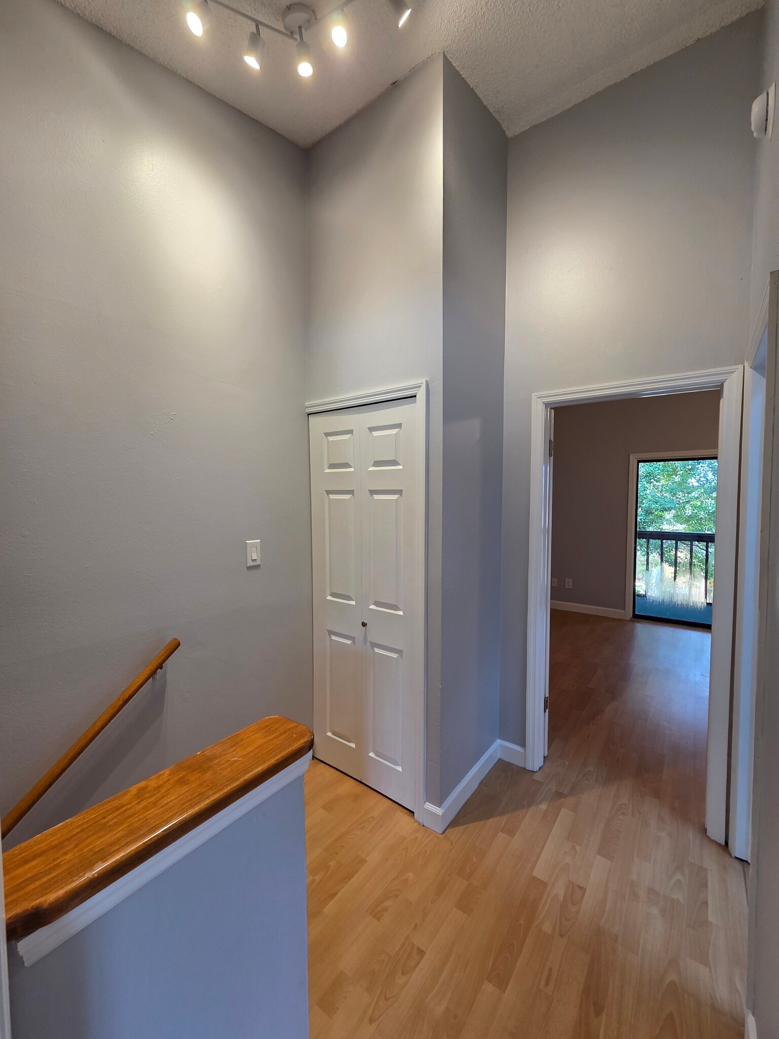 Building Photo - 1862 Foxhall Cir