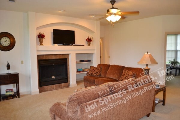 Building Photo - Isabella Golf Course  Home | Furnished