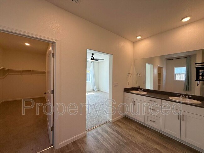 Building Photo - 1482 Crimson Ln