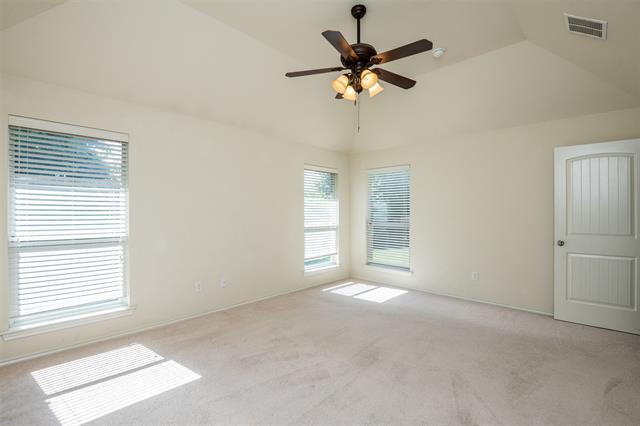 Building Photo - 10913 Golfview Way