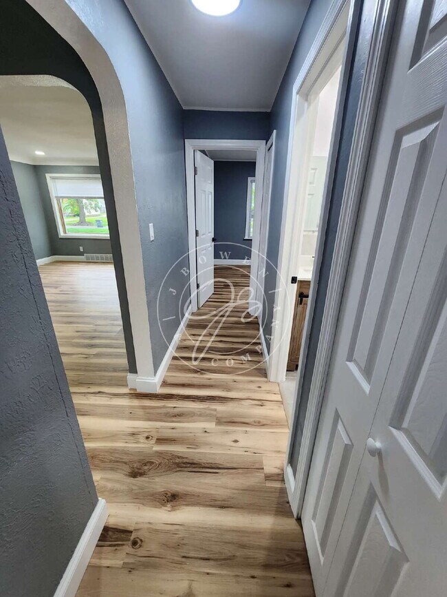 Building Photo - Charming 3-Bed Home with Finished Basement and large dormer!