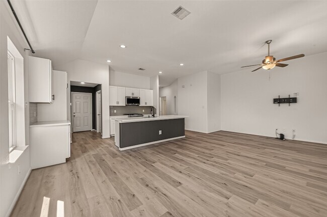 Building Photo - 3630 Barkers Run