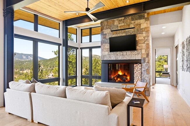 Building Photo - 4475 Forest Trail