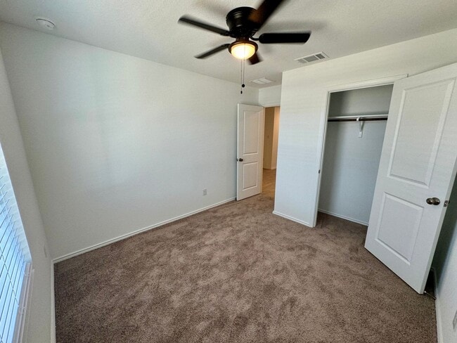Building Photo - Beautiful 3/2 Rental Home in Bulverde