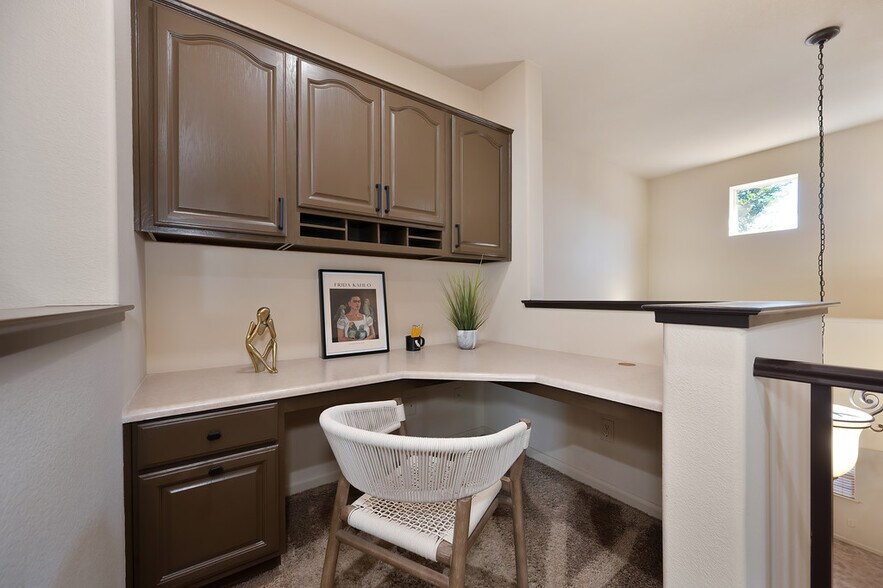 Building Photo - 8441 Briggs Dr